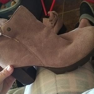 Bearpaw Boots